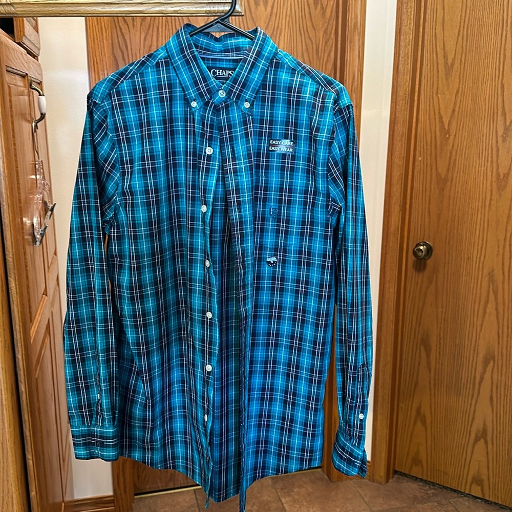 Chaps mens long sleeve button up shirt! Size small, new with tags